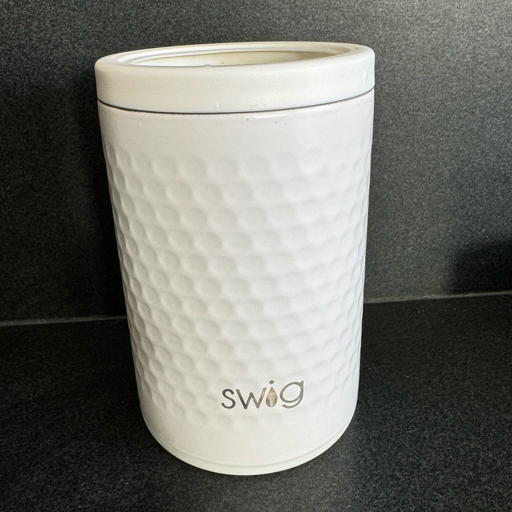 SWIG Life  Insulated Textured Golf Ball Design Tumbler